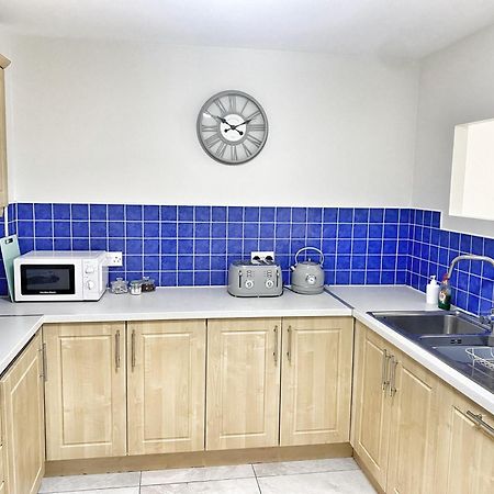 2 Bed City Centre Apt, Free Parking - Albert Clock, Customs House Belfast Dış mekan fotoğraf